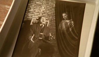 Photo of Conan Doyle and Elspeth spirit.