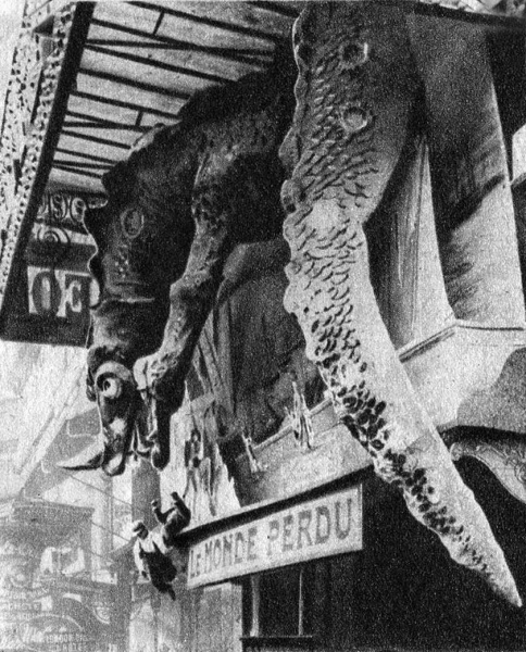 File:1925-french-theatre-cameo-62-bd-des-italiens-paris-with-dinosaur-decorations.jpg