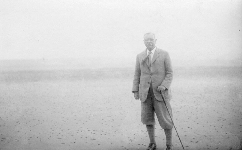 File:1920s-arthur-conan-doyle-standing-on-beach.jpg