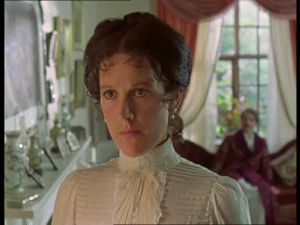 Annie Harrison (Alison Skilbeck)