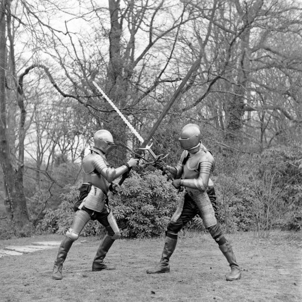 File:1948-03-adrian-conan-doyle-and-douglas-ash-fighting-in-armour-09.jpg