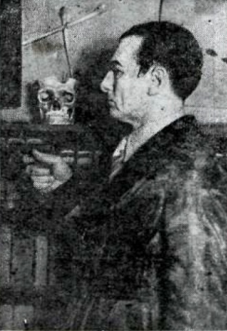 Bjarni Björnsson as Sherlock Holmes in the play Sherlock Holmes (1939) [1]