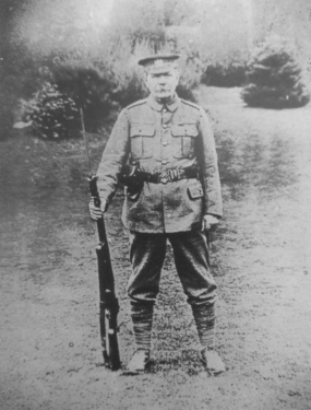 Private Arthur Conan Doyle No. 184343, Crowborough Company of the 6th Royal Sussex Regiment (1914). A note was added by Conan Doyle: All love, dear, from "Ole Bill"