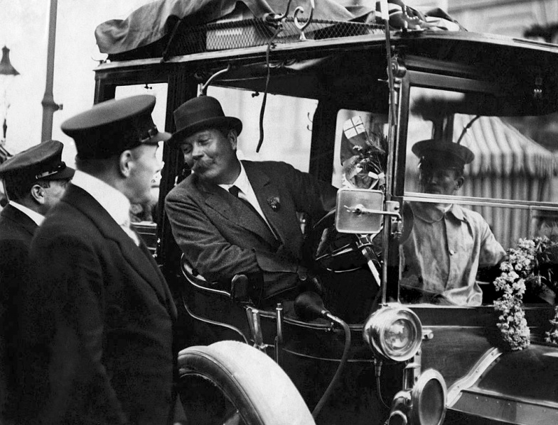 File:1911-arthur-conan-doyle-prince-henry-tour-with-number-52-green-dietrich-lorraine.jpg