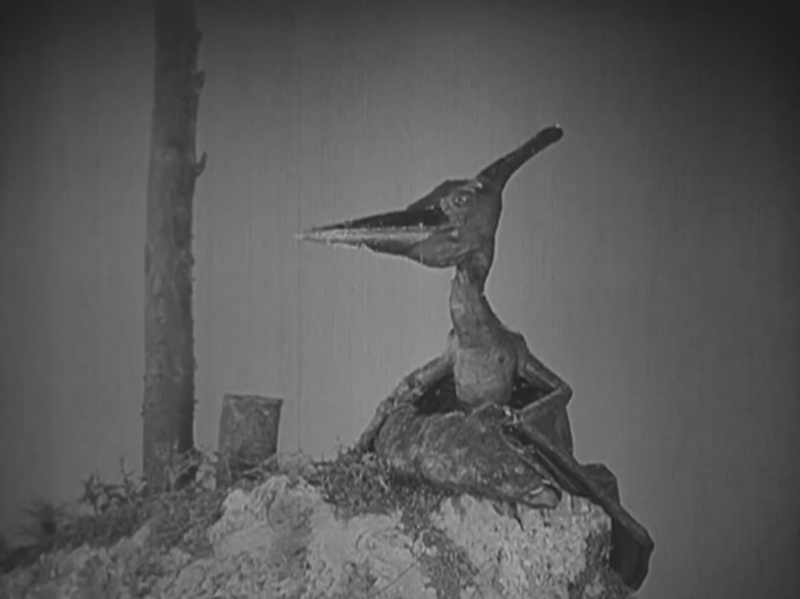 File:1925-the-lost-world-pterodactyl.jpg