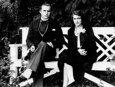 Adrian and his fiancée, Margaret Bridges (22 june 1931).