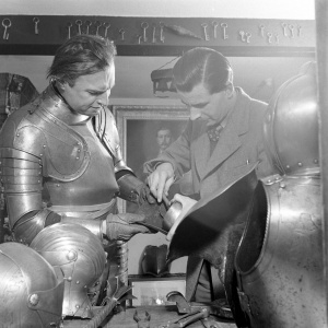 Adrian repairing armour (march 1948).